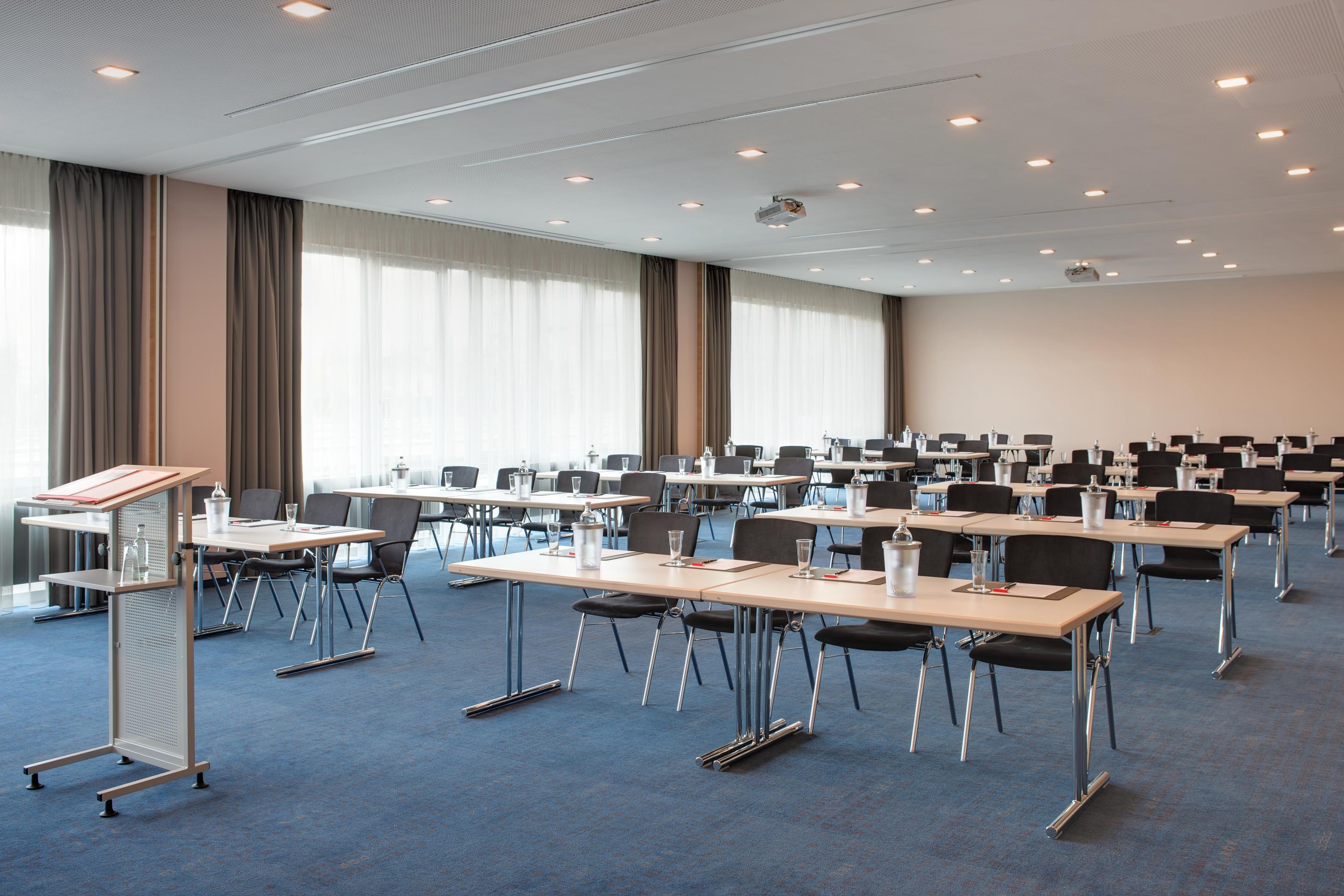 Intercityhotel Darmstadt Exterior photo