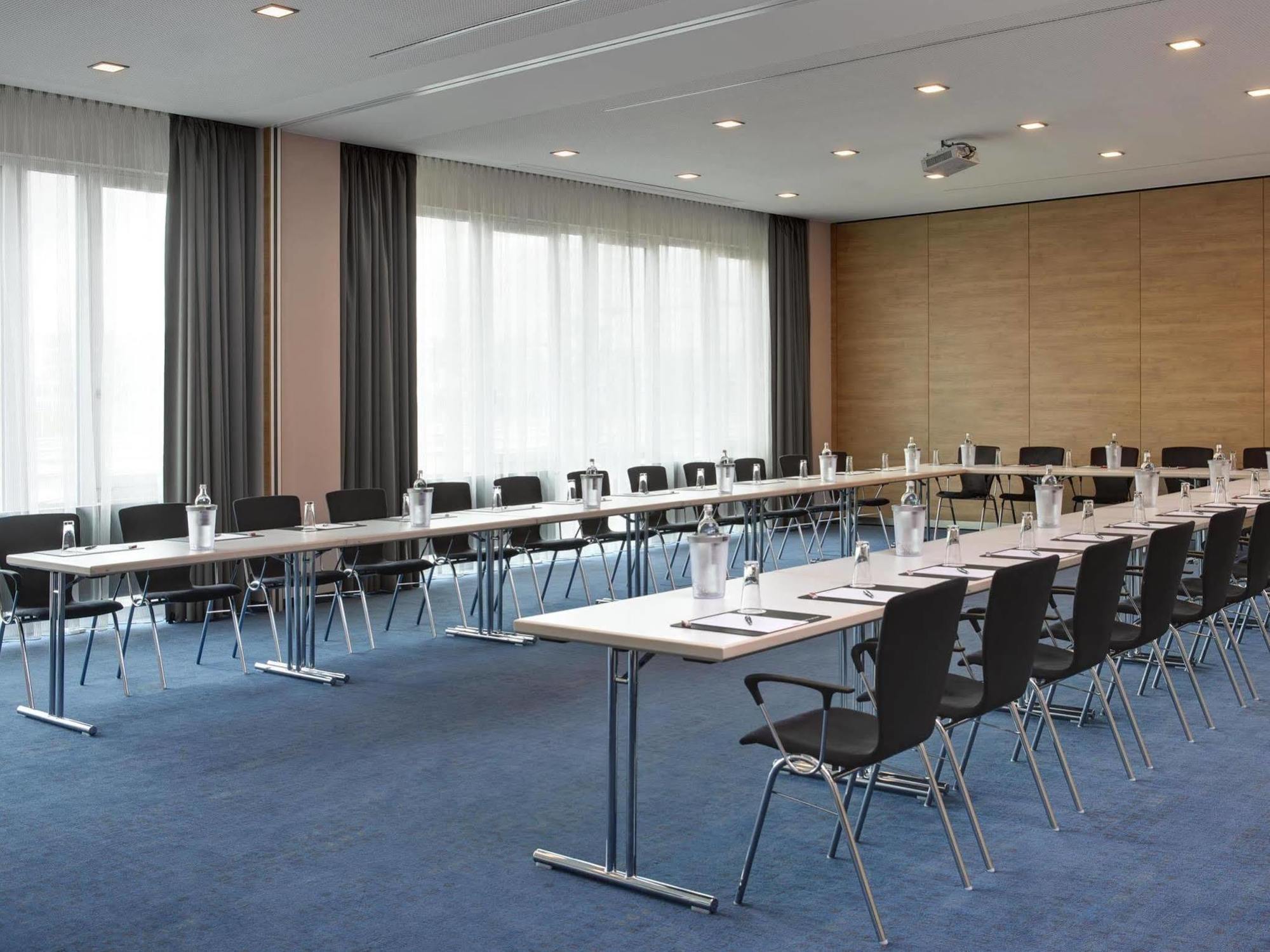 Intercityhotel Darmstadt Exterior photo